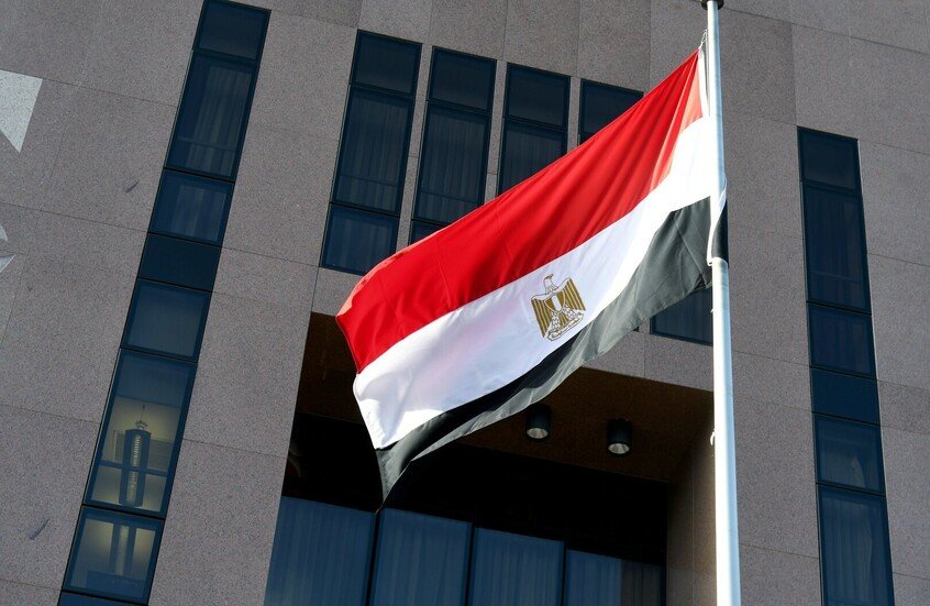 مصر تحذر من تصعيد خطير بعد هجمات إيران